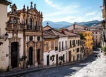 Vista panoramica di un borgo siciliano affascinante