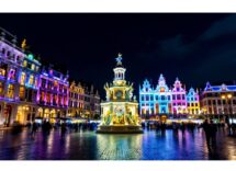 Illuminazioni artistiche durante il Bright Festival 2025 a Bruxelles