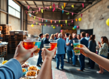 ottantanni di lati una festa per celebrare le persone 1751518536