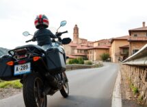 pescasseroli tra montagna e cultura un borgo abruzzese da scoprire in moto 1772000015